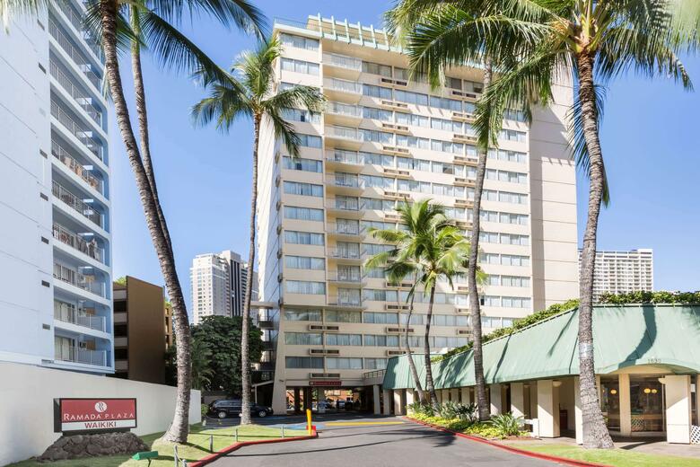 Hotel Holiday Inn Waikiki (.)