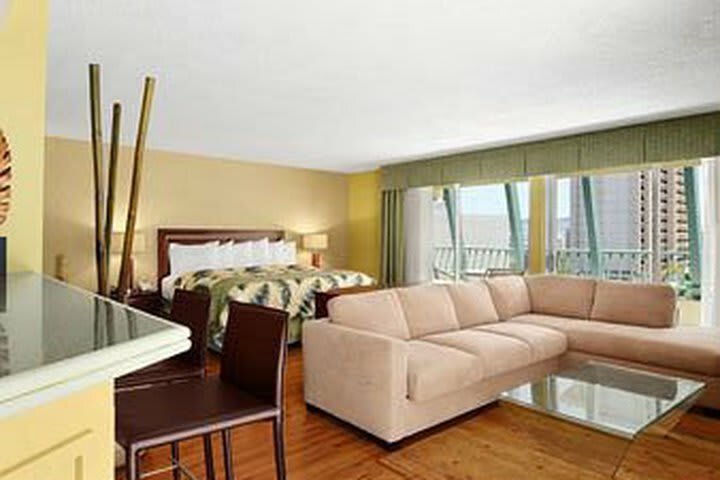 Hotel Holiday Inn Waikiki (.)