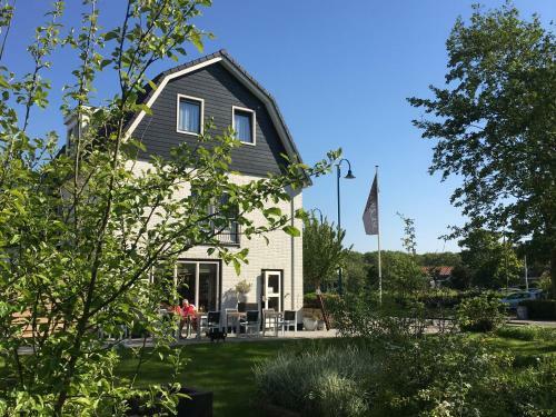 Boutique Hotel De Zwaluw