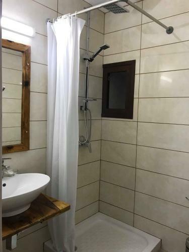 Apartamento To Konatzi Tis Maroulas