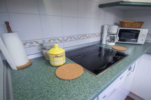 Simplyhosted Costaballena Con Piscina