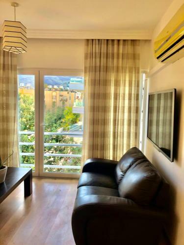 Apartamento Spacious And Comfortable Central Kyrenia Flat