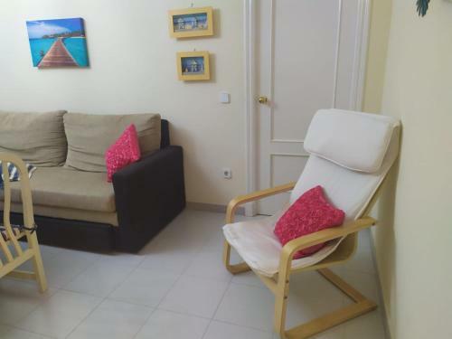 Acogedor Apartamento A 100 M. de Pinares Y Playa