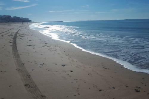 Acogedor Apartamento A 100 M. de Pinares Y Playa