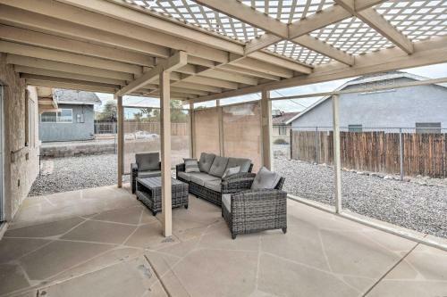 Sleek Az Retreat, 10 Mi To Colorado River!