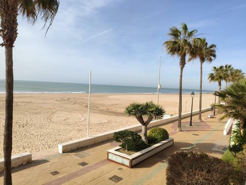 Apartment Rota Cerca De Playa Y Mercadona