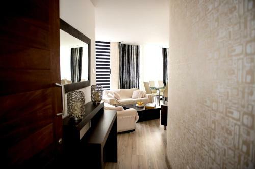 Sophia Court Apartment