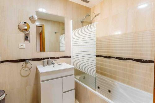 Apartamento 5th Level - Terrace, Pool, Paddle, Wifi