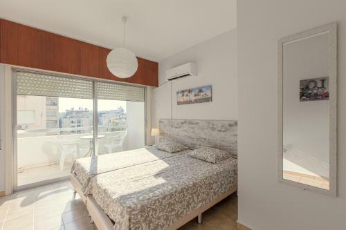 Apartamento Furnished Seafront Studio