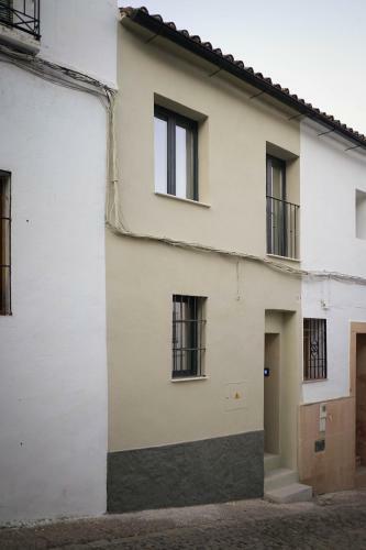 Ronda Center Apartments With Pool
