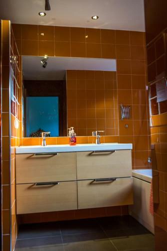Habitaciones Independientes C�ntricas Ba�o Privado