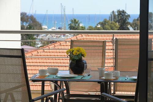 Nicolaides Sea View Apartments