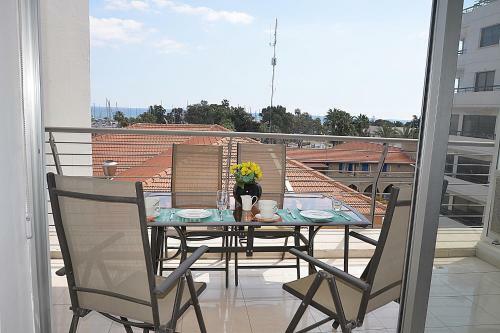 Nicolaides Sea View Apartments