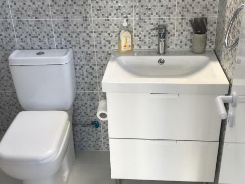 Blue Lagoon One Bedroom Apartments
