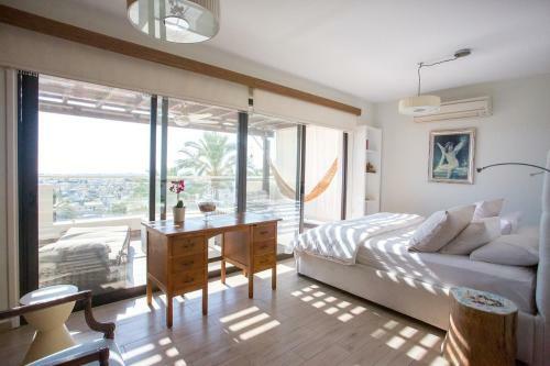 Apartamento Penthouse Duplex Overlooking The Mediterranean