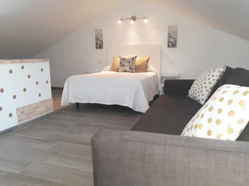 Apartamento Puerta Alameda Suites