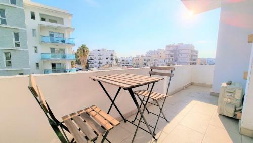 Apartamento Spacious Lightflooded 2br Apt / Near Center & Harbour
