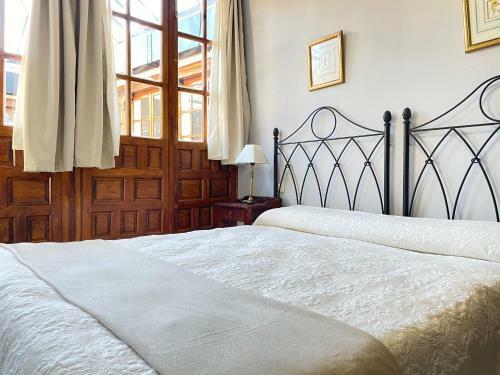Apartamentos Patio De Santa Mar�a