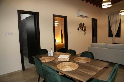 Artista Roustik Apartment