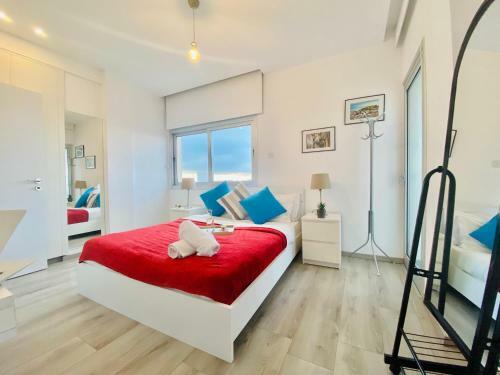 Apartamento Panoramic Seaside Getaway, 2-br Penthouse