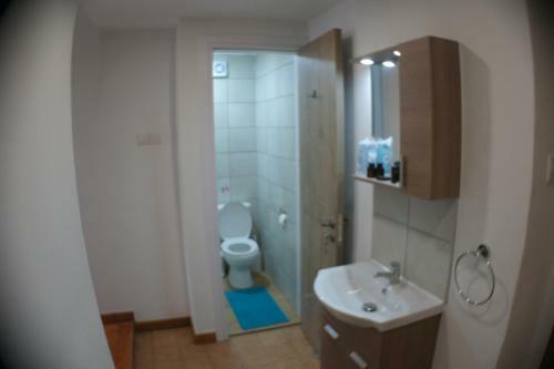 Hostal Harrys Inn Guesthouse