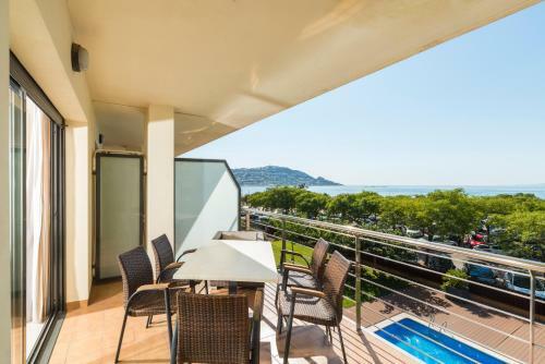 Apartaments Terraza - Salat� Mar