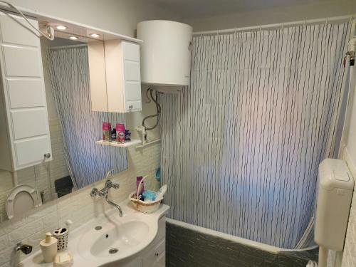 Lovely, Neat And Quite Apartment Dalia