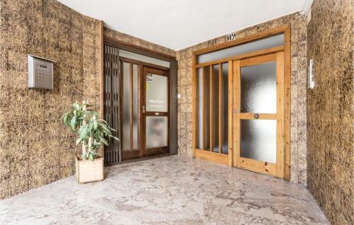 Four-bedroom Apartment In Sagunto