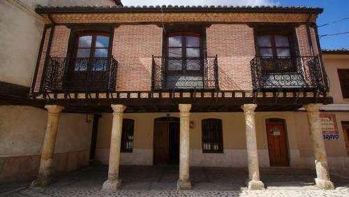 Casa Rural Plaza Vieja Salda�a