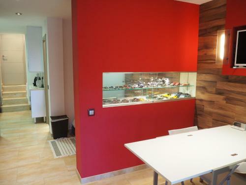 Apartamento Aislado Jard�n Y Piscina
