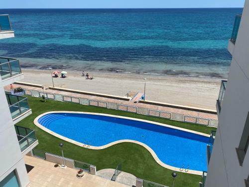 Magnificent Apartment With Stunning Sea Views