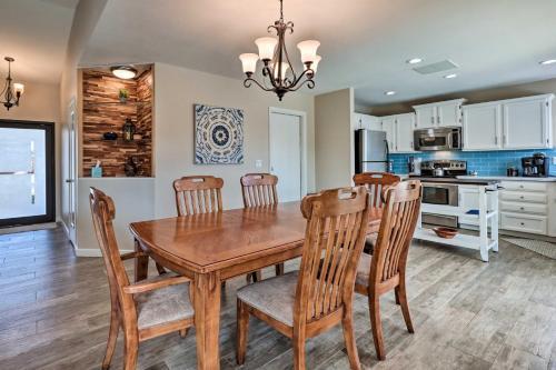 Updated Chandler Abode With Grill About 8 Mi To Asu