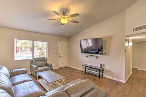 Sun-soaked Az Home, 7 Mi To Spring Training!