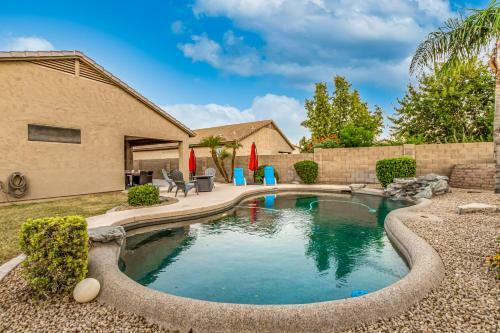 Awesome Chandler Home With Heated Pool! Home