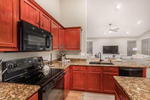 Awesome Chandler Home With Heated Pool! Home