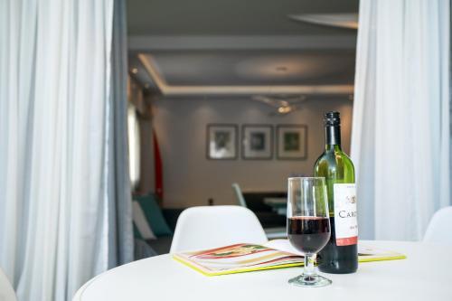 Mayra Seafront Luxury Apartment (breakbooking-cy)