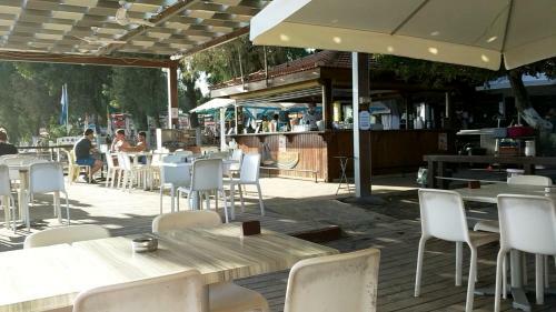 Fantastic 1 Bed Apartment Opposite 4 Seasons Limassol