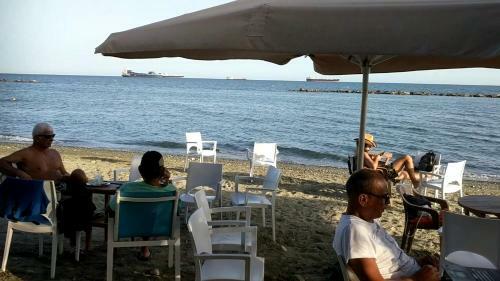 Fantastic 1 Bed Apartment Opposite 4 Seasons Limassol