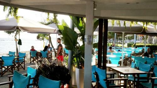 Fantastic 1 Bed Apartment Opposite 4 Seasons Limassol