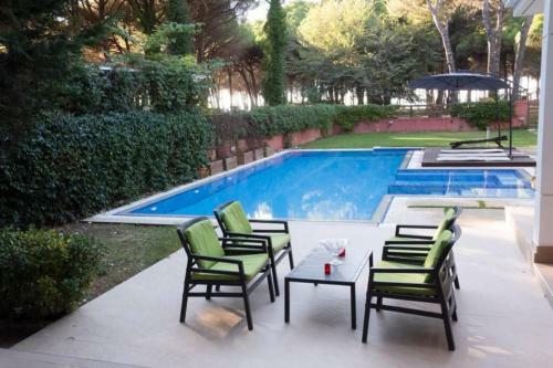 Beachfront Villa With Private Pool By Monika Experiences