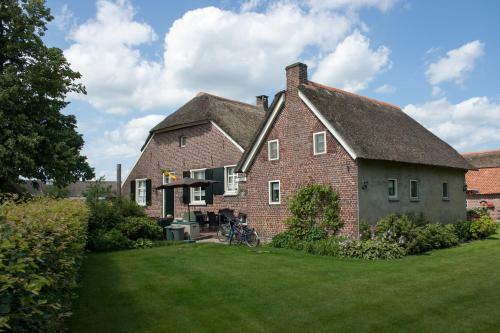 Hotel De Martiene Plats B&B & Appartement