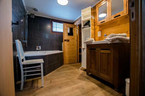Houseboat Jana - With Sauna And Terrace