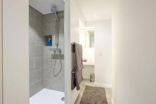 1bd Apartment With Garden Brugmann Area