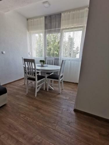 Apartman Mms