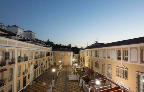 Mirador Del Castillo, Apartamentos Living Sur