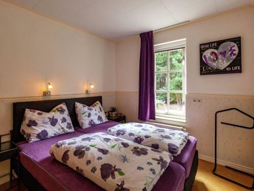 Upbeat Holiday Home In Reutum With Jacuzzi