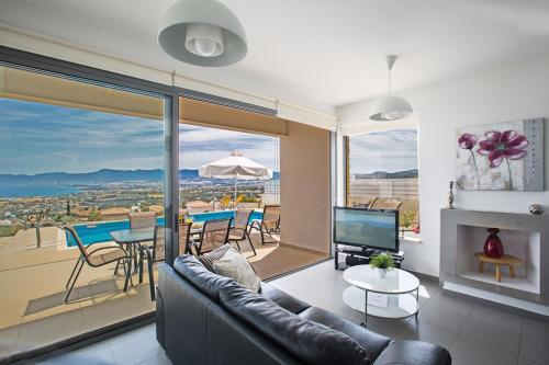 Luxury 3 Bedroom Villa With Private Pool, Paphos Villa 1262