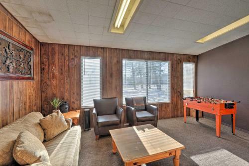 Cozy Cabin Retreat With On-site Trail Access!