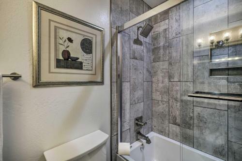 Contemporary Flagstaff Retreat With Ponderosas!