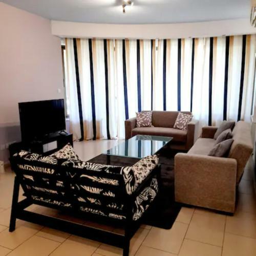 Lovely 4-bed Apartment In Nicosia Center
